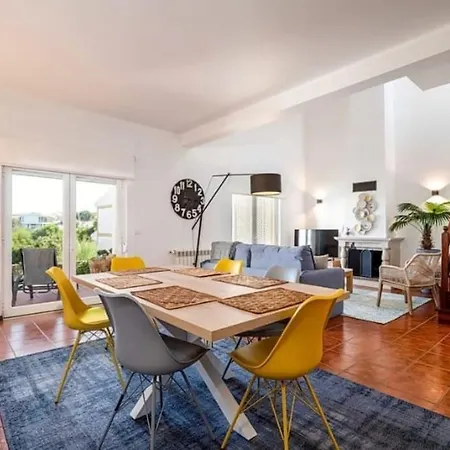 Pool-golf-ocean In Del Rey Holiday home